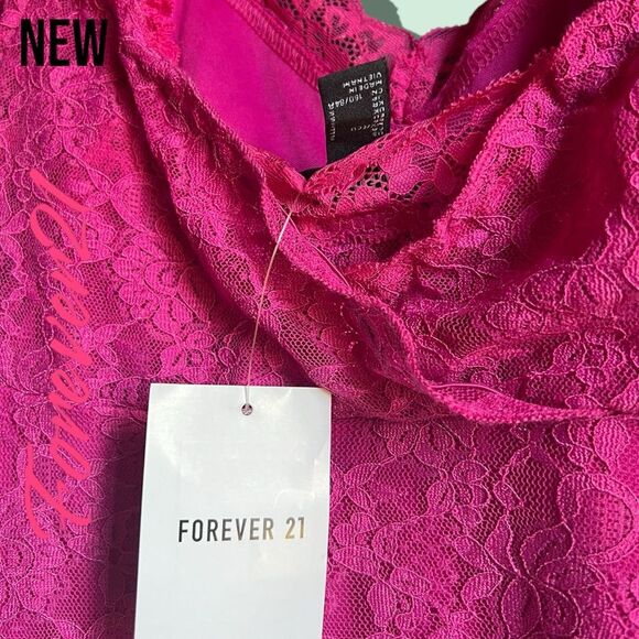 New NWT Forever 21 Pink Lace Mini Dress - Small - Picture 5 of 5